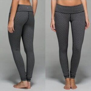Lululemon Wunder Under Pant *Full-On Luon-Size 8- Tri Geo Silver Spoon Black